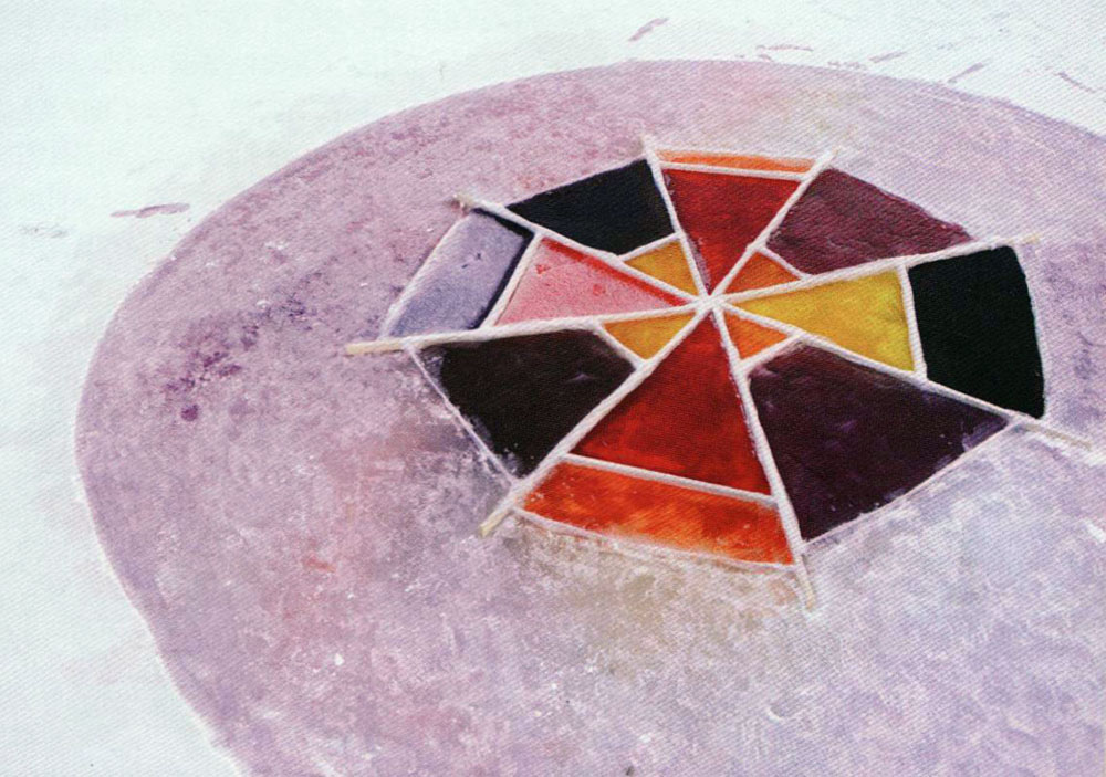 П. Кубракова, О. Крістєва. «Вітраж між глибин». 2013. Вода, фарбник, лід, деревина